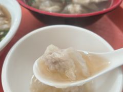 -张阿三馄饨店