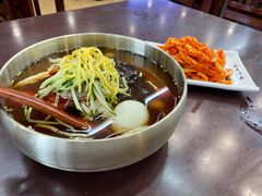 -服务大楼冷面(延大店)