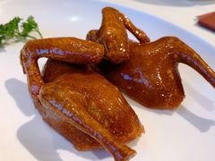 玻璃脆皮乳鸽-利苑酒家(金宝店)