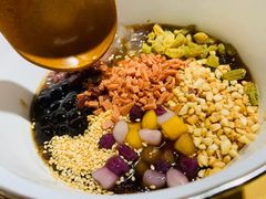 冰沙汤圆-谭鸭血老火锅(龙湖宝山天街店)