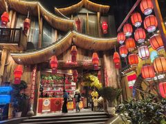 -老滇山寨•云南特色菜•地方菜•民族风情歌舞表演(金碧店)