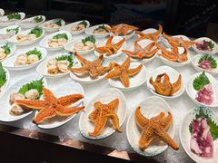 -雍容荟帝王蟹活龙虾展台自助(IFS黑金店)