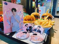 -The Habit Burger Grill 哈比特汉堡(复兴soho店)