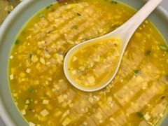 -阿瓦山寨·湘菜现炒·剁椒鱼头王(咸阳总店)
