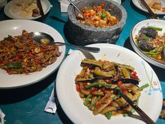 -呷湘厨·鱼汤捞饭·剁椒鱼头·辣椒炒肉(国家会展中心店)