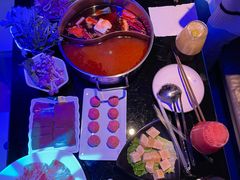 -唯爱KTV聚会餐厅(仙林东城汇店)