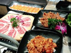 -三国惹火烤肉·中日韩烤肉集合店(百草路店)