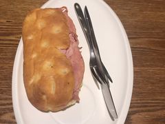 -星巴克(兰州国芳百货店)