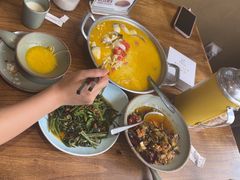 -七步香云南山里菜(昆明老街店)