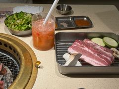 -蚂蚁洞·烤肉大营地(上海静安大悦城店)