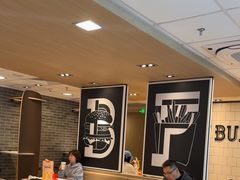 -麦当劳(虹桥南丰城店)
