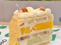 应季白巧水果千层-PAOPAO Bakery&Café(港汇店)