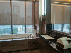 -广州天河希尔顿酒店