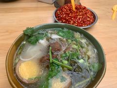 -全家福米线