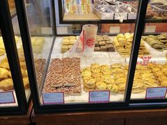 面包甜点陈列柜-鼎丰真(重庆路店)