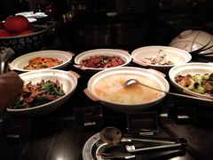-圣丰索菲特·2 On 988 Café 自助餐厅