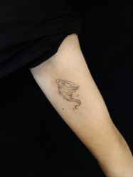 -越域刺青