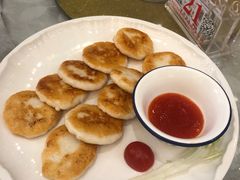 香煎爽藕墨鱼饼-鹭园酒家·四十年老字号