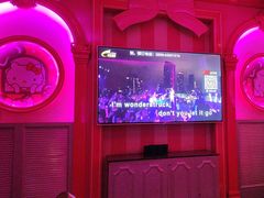 -UK派对KTV(日月广场店)
