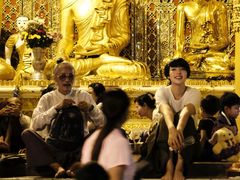 -ခြောက်ထပ်ကြီးရွှေသာလျောင်းဘုရားကြီး