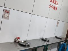 -文山荷鲜居(翠湖店)