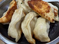 -黄阿姨锅贴大王(万航渡路店)