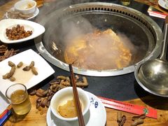 -地锅公社·现炒地锅鸡·地锅鱼·夜宵(罗锦路店)
