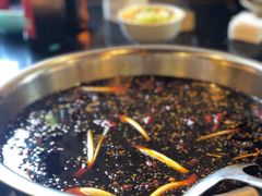 -九尺赵老四鲜鹅肠火锅