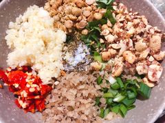 -肖肖酸萝卜鱼火锅(总店)