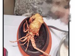 -红鼎豆捞·非遗鲍皇汤火锅(宝丰路店)