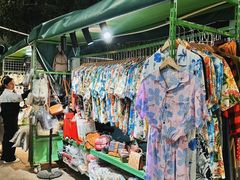 -三亚火车头万人海鲜广场