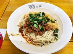 -八一路好吃街(雨田商务大厦店)