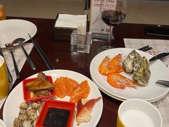 -荣誉国际酒店-云顶旋转餐厅