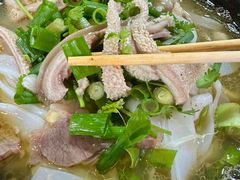 -张家羊肉汤粉小吃店
