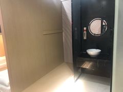 -稳电竞酒店(桥北泰冯路地铁站店)