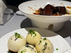 生煎馒头-屋里厢上海菜馆