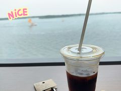 -抱抱地球咖啡馆(国家海洋博物馆店)