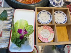 -生活如沸·顺德水牛奶火锅(大学路店)
