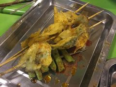 -布尔津河堤夜市