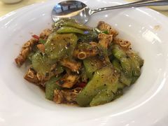 黑椒凉瓜炒脆鲩骨-中山国际酒店中餐厅