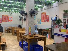 大堂-一品红烧鸭特色川菜(三岔湖店)