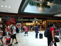 -东荟城名店仓