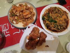 -吴记酱骨炖菜馆(西大直街店)