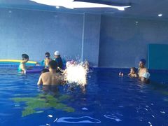 蓝海星亲子游泳俱乐部-蓝海星亲子游泳(南中环店)