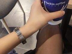 -瑞幸咖啡(尼盛尚品汇店)