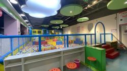 -众客隆+儿童王国·少儿篮球乒乓球培训(新华路店)