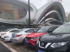 -融创茂-停车场