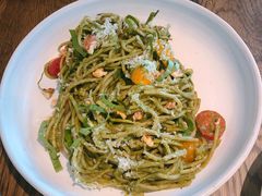 -ROAST coffee & eatery