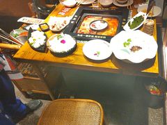 -老牌坊云南鱼豆花火锅(哈西万达店)