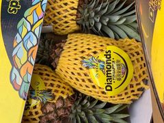 -上海龙吴水胜海发市场